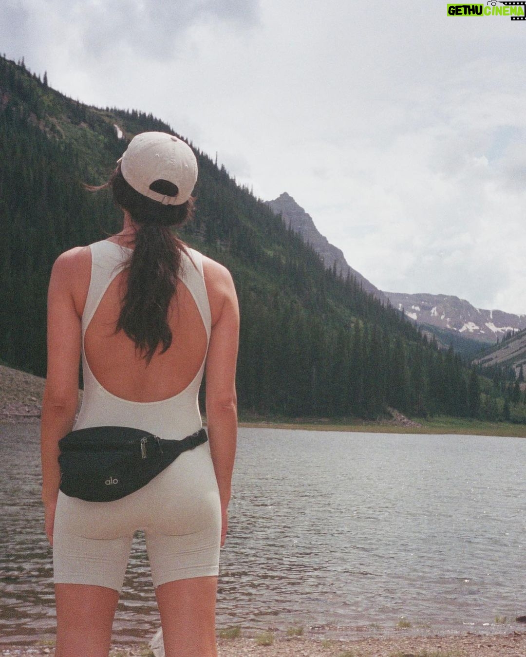 Sara Sampaio Instagram - Aspen 🐟⛰️ Aspen, Colorado