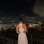 Sara Sampaio Instagram - Still thinking about this view 🥹 @33seaportnyc 33 Seaport Hotel