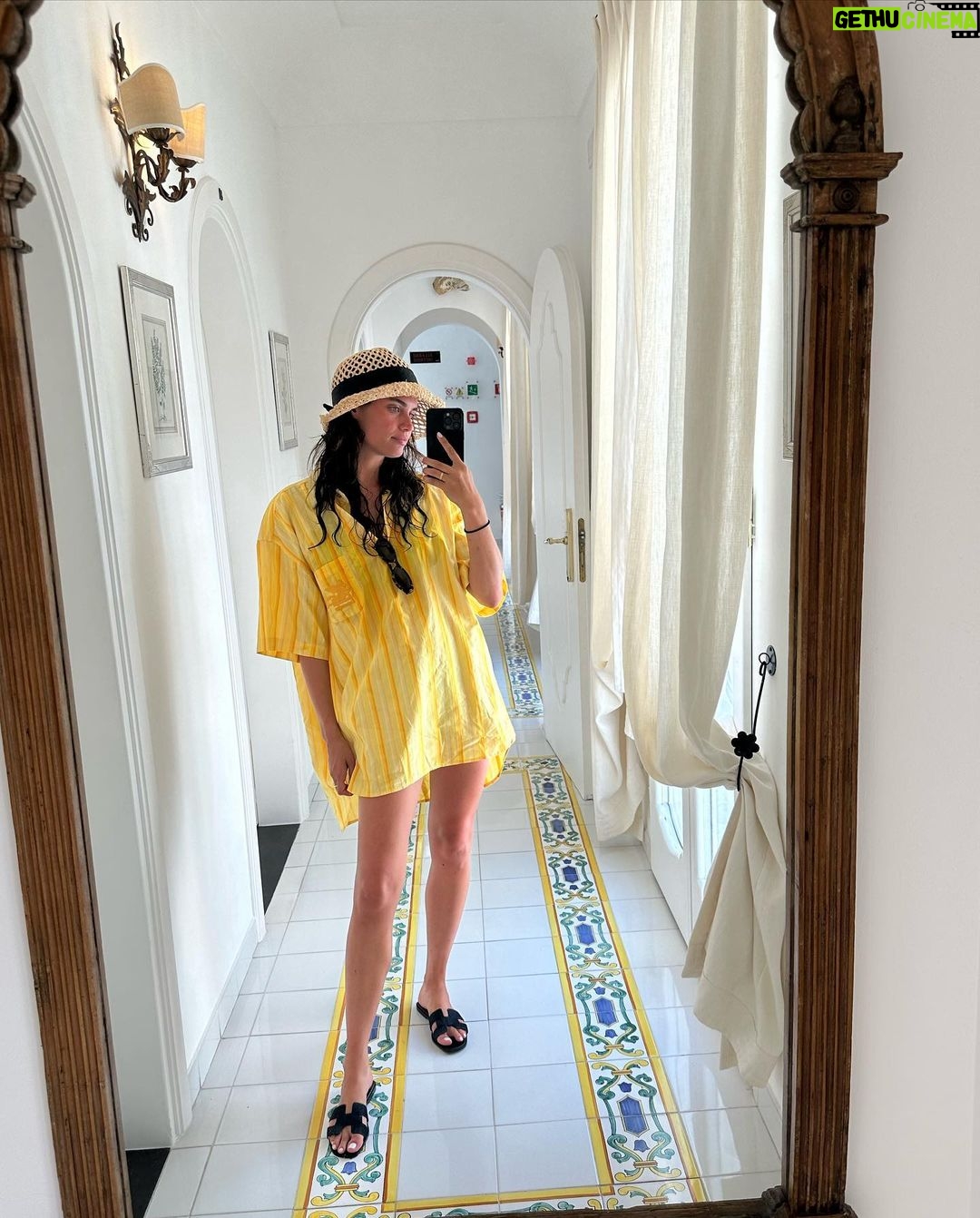Sara Sampaio Instagram - Last one from Positano, I promise Le Sirenuse