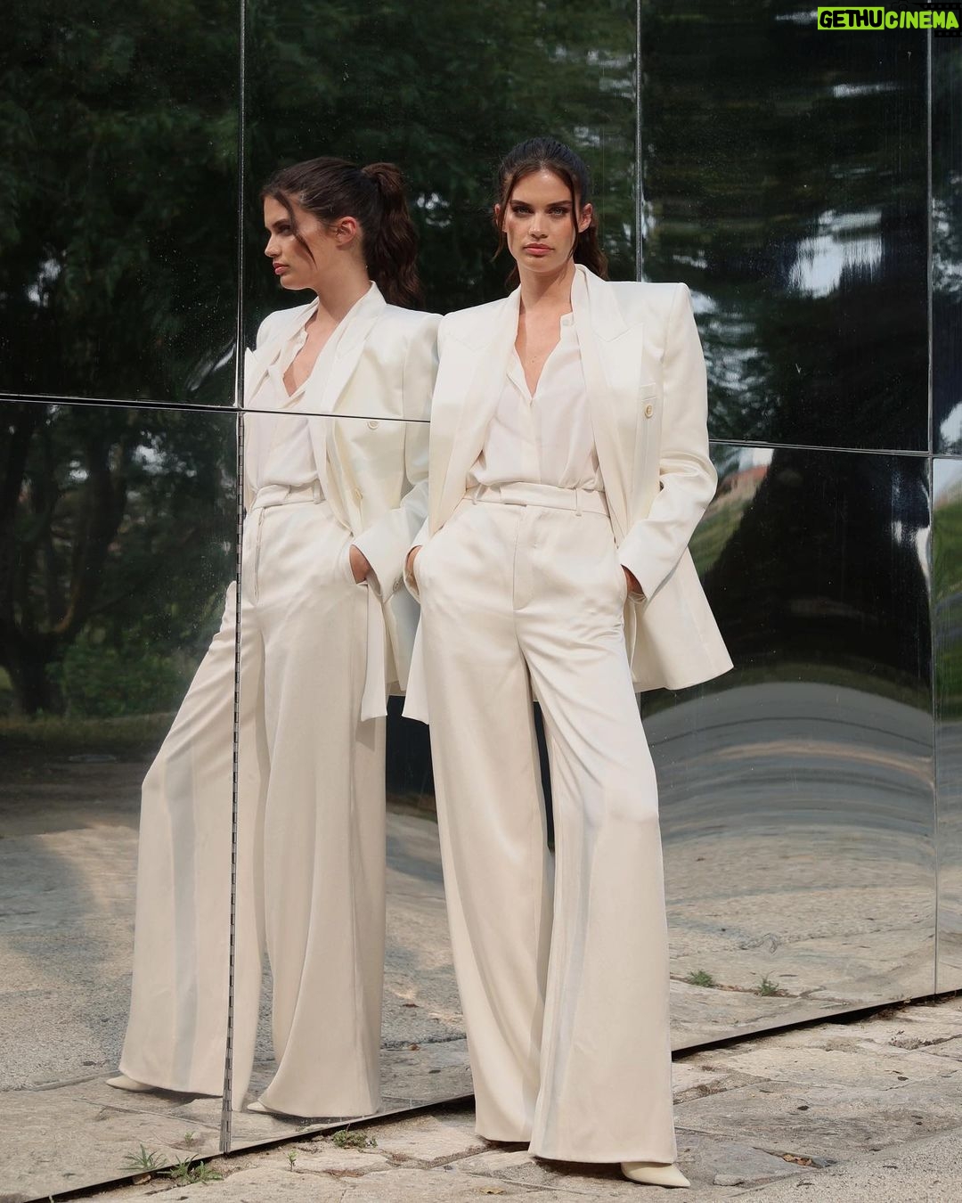 Sara Sampaio Instagram - This suit 😍😍😍 @ysl at @stivali_lisboa styled by @luisborgesoficial 🤍 📸 @joaomcatarino_