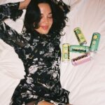 Sara Sampaio Instagram - This galantines day get your sweetie some @phunkdrinks
