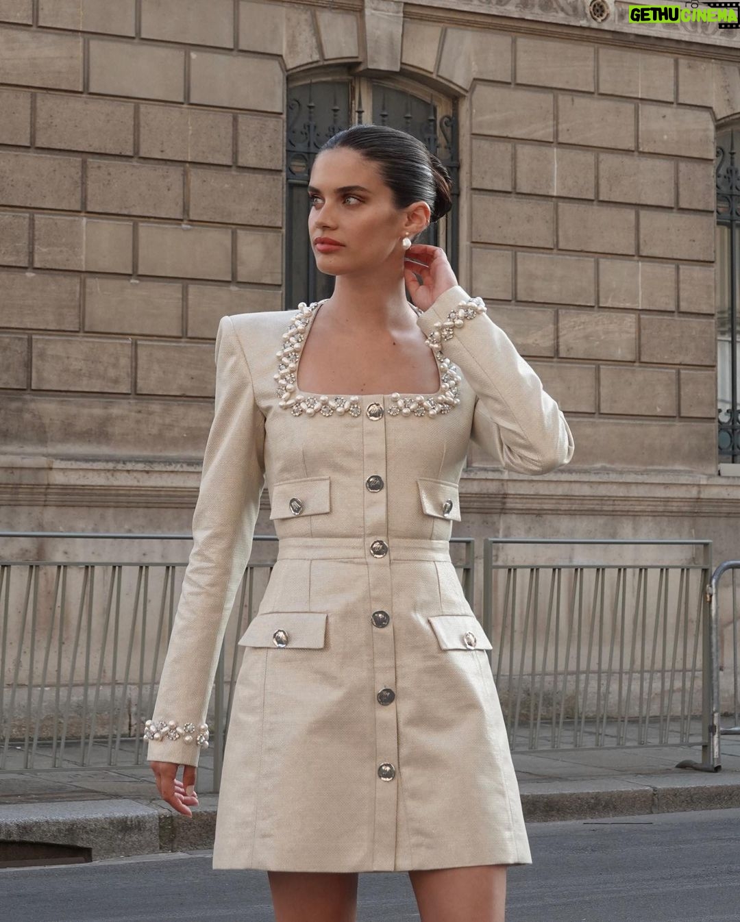 Sara Sampaio Instagram - Bonjour paris 🥐 Paris, France