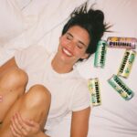 Sara Sampaio Instagram - This galantines day get your sweetie some @phunkdrinks