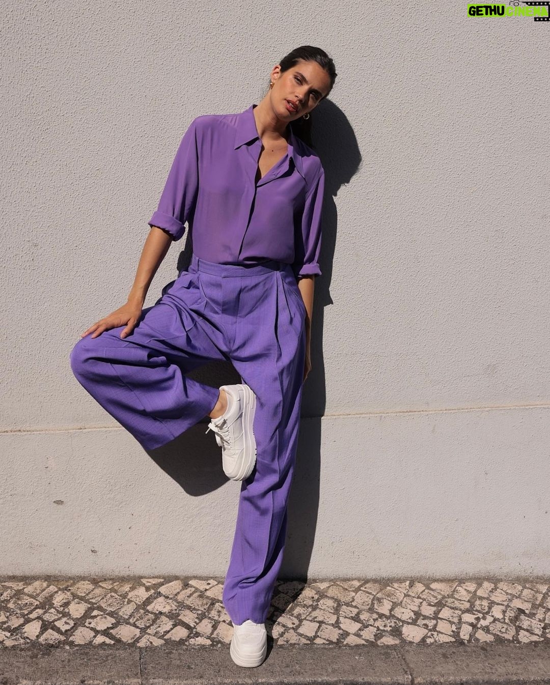 Sara Sampaio Instagram - More from press day’s @victoriabeckham @driesvannoten at @stivali_lisboa styled by @luisborgesoficial