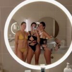 Sara Sampaio Instagram - Just wanted to show you my new little back muscles 😂 Ps: the spa at the new @fontainebleaulasvegas is amazing! 😍 Fountainbleu