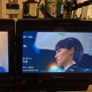 Sara Takatsuki Instagram - MBS/TBS系列「トーキョー製麺所」に黒石佐江役で出演致します。
9／7(火)からの放送となります！
黒石はホテルマンとしてのプライドと垣間見せる優しさがあり、演じていて駆け引きが凄く楽しい役でした。

うどんを通して、沢山の人の想いが乗った作品です。心温まるストーリーなので、皆様の元へ届くのが楽しみです。

#トーキョー製麺所