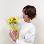 Sara Takatsuki Instagram - 今年も夏が楽しみだ🌻 暑い日々が続きますが 皆さま、お身体大切になさって下さい。 #向日葵