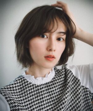 Sara Takatsuki Instagram - 今日もとても良いお天気だったね☀️
ふと鏡を見たら、髪の毛が最近で、一番長いなあと。いつもだったらこのくらい伸びて、カットしてしまうけどたまには伸ばすのもいいね💇‍♂️パーマかけてみたい。#hairstyle