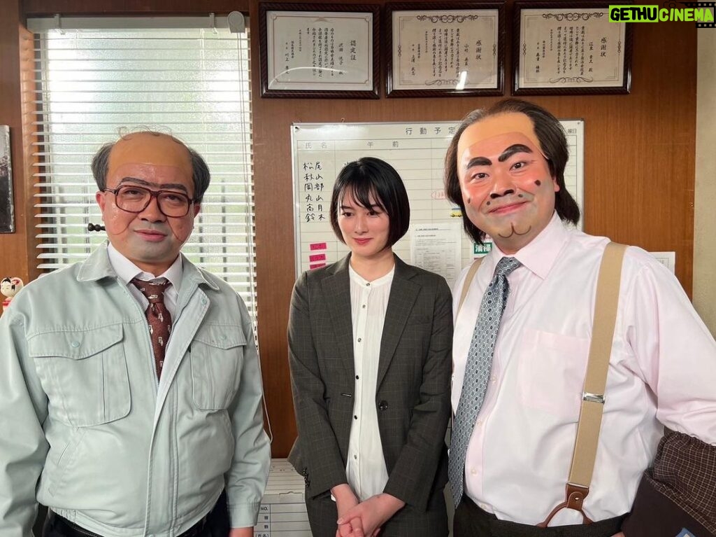 Sara Takatsuki Instagram - 今夜19時〜放送の「#新しいカギ」2時間SPに出演致します🔑 昭さんと、和さんと。 昭和なものに溢れていました。 お楽しみに⭐️