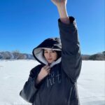 Sara Takatsuki Instagram - 雪山で撮影中！ 今年、初雪⛄️気持ち良いです❄️