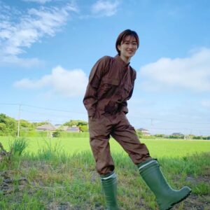Sara Takatsuki Instagram - 本日19時～放送される
日本テレビ「THE突破ファイル」に出演致します。撮影でご一緒させて頂いた、もう中学生さんと、まなぶさん。身体を動かした撮影でした！是非ご覧下さい。お楽しみに😌
#the突破ファイル 
#もう中学生　さん
#かみなり
#まなぶ　さん