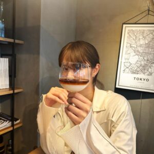 Sara Takatsuki Instagram - 1年半ぶりに親友に会えて、
毎回恒例のプリクラもきっちり済ませたの巻