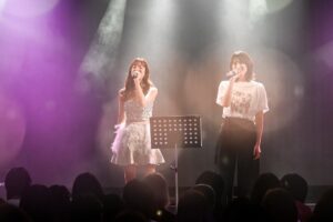 Sara Takatsuki Instagram - 🎤
「34 year Birthday Special Live 〜Vivid film〜」
長谷川愛さんのライブにゲストでお邪魔させて頂きました。

とっても楽しかった〜🎙️
温かく、幸せいっぱいな空間に
迎え入れてくださり、
ご来場いただいた皆さまも
愛さんも、本当にありがとうございました。

愛さんhappy birthday🎂🎊