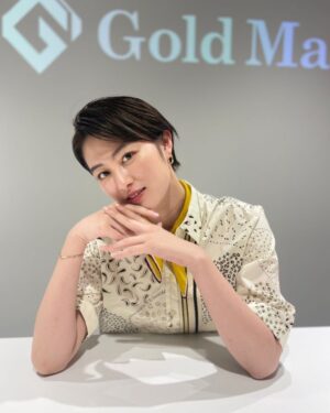 Sara Takatsuki Instagram - 明日、14時から放送されます
TBS「就活タイムカプセル」に
磯貝真美子役で出演させて頂きます。

真美子の衣装とっても好きでした。

是非ご覧下さい🌷
#就活タイムカプセル