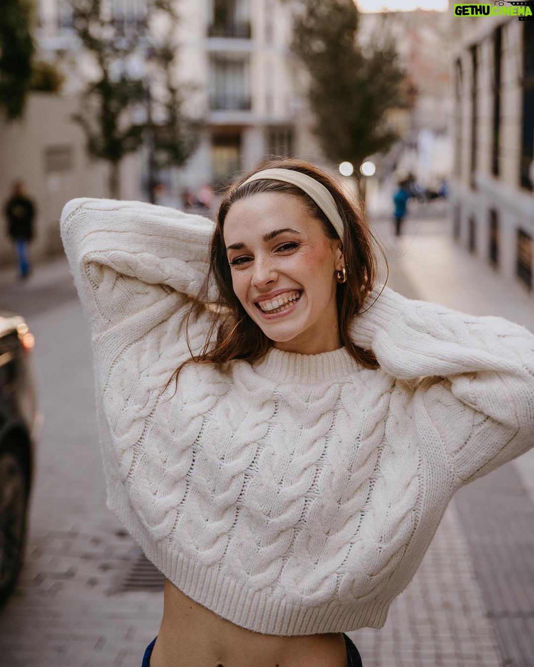 Sara Vidorreta Instagram - Últimas fotos de este 2023 lleno de aprendizaje. Este año ha sido una montaña rusa, he tenido momentos muy malos pero también mil buenos; y esto es lo que me ha hecho crecer y valorar todo lo que tengo. Gracias a todxs vosotrxs por seguir aquí y apoyarme en cada paso de mi carrera, os quiero!!!!! 💫❤️🩹🫰🏼 Madrid, Spain