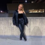 Sarah Georgiana Instagram - talk to me nice