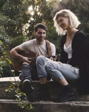Sarah Grey Instagram - Back when life was normal.. 🙈 Check out my talented friend!  @andy_asco and thank you to @nicolas_alayo for catchin this 📸 #hurtsomebody