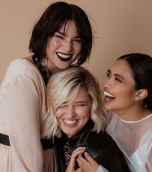 Sarah Grey Instagram - You are so bright my love, if only you could see yourself shine ✨

@rizingmagazine @allisontaylorcreative #theorder #rizingmagazine 
Hair @elisegranthair makeup @alexandrazartistry styling @andycharlesw
