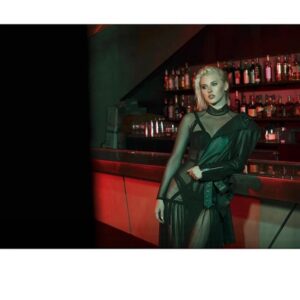 Sarah Grey Instagram - 🖤🖤🖤
@heybeautimagazine 
Photographer - @Josephchenny
Assisted by- @mdplook
Stylist- @crocelldong
Hair - @dereksyuen @starworksgroup
Makeup - @adambreuchaud @tmgla
Interview by - @shrutisadana 
#heybeautimagazine #theorder