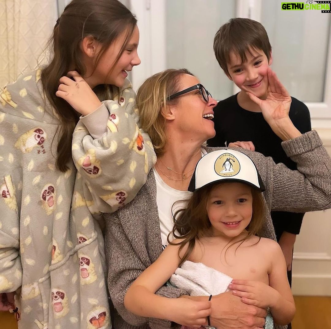 Sarah Wilson Instagram - Last few hours in Paris for a few months. Dinner with new French friends, carting my worldlies across town to store in a cave. Kid wrestles. Back to Australia π¦πΊ for family and work and things. Life back to a carry- on bag again for a bit. Paris, France
