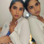 Saras Menon Instagram - #snatched some hearts with this look by @reethuguna 💙😂🦋 MUA & Hair - amazing and fun @reethuguna 💄🧚 Stylist and Director - @shruthinandagopal 💙 for #ohmaane thanks for making such a sick transition for us 🥹