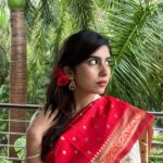 Saras Menon Instagram - Avlothan machi🥰Can’t help but groove to #Heyennaparva by @jonitamusic Dupatta courtesy 🥰: @richacreations_