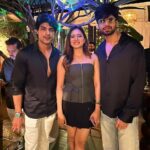 Sargun Mehta Instagram - Aisa lag raha school assemble mein teacher ne khada karaya hai.🤣🤣 @6_ankitgupta @hitesh_bharadwaj #Udaariyaan