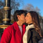 Sargun Mehta Instagram - Winter wonderland wali happy memories @jasminbhasin2806 @ravidubey2312 @jagdeepsidhu3 @theartofmakeupltd @mandybeautyx