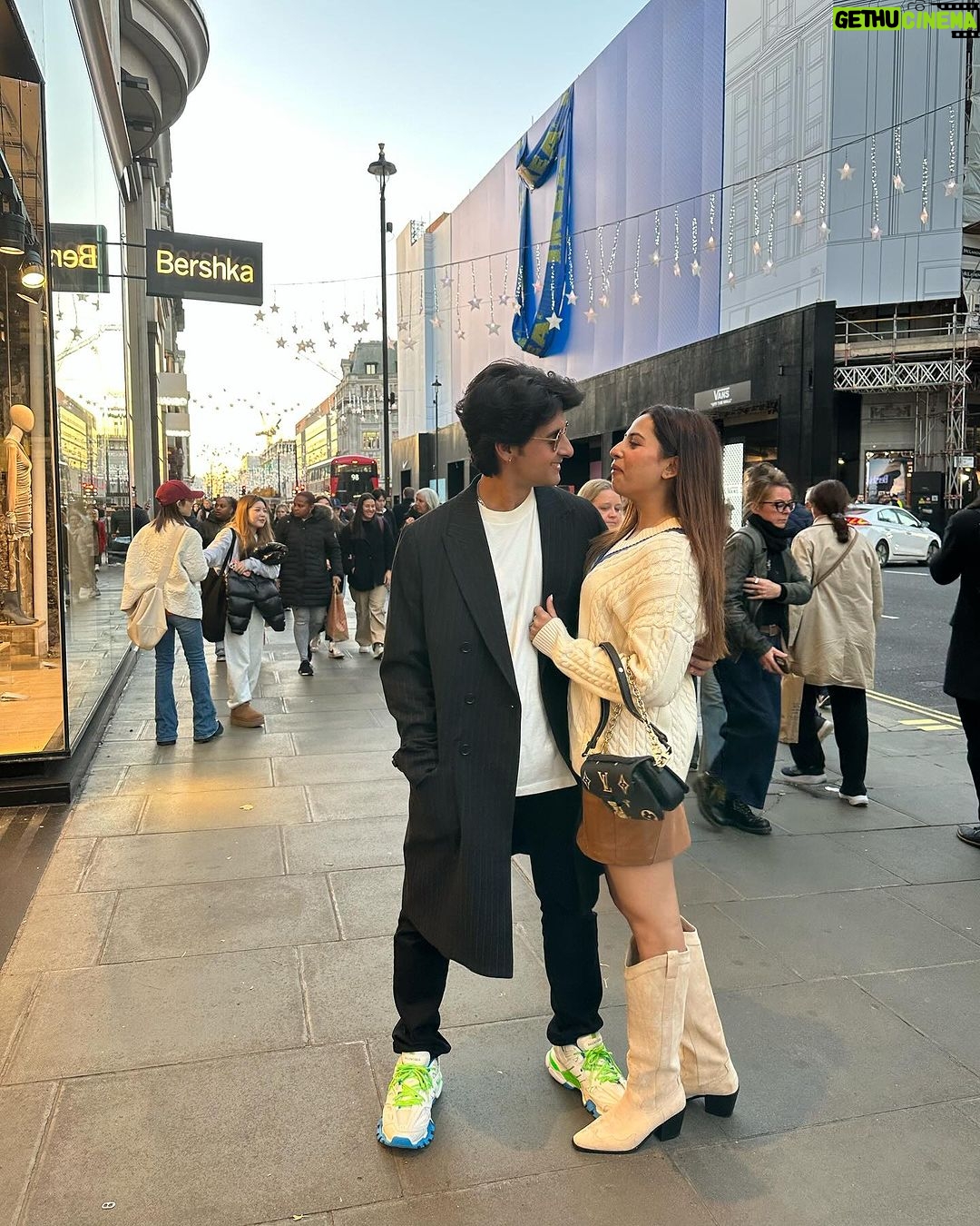 Sargun Mehta Instagram - pyari ❤️ London, United Kingdom