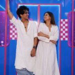 Sargun Mehta Instagram - Rola pey gaya 😁😄💃💃 and for those of you who care end mein mere haath pe zor se nahi lagi 🤣🤣 With the blush boy @isshehzaankhan