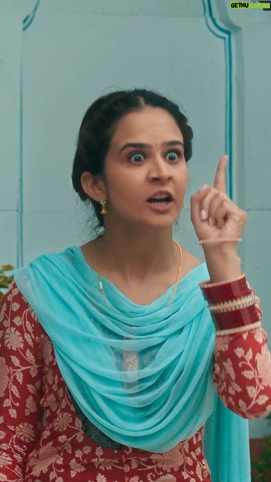 Sargun Mehta Instagram - 15th march 😁😁 jatt nuu chudail takri