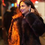 Sargun Mehta Instagram - Which is your favourite line of #vehaaniyaan ? Mine is - “likheya c saada milna, you edda milna as nahi c pata”