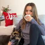 Sasha Clements Instagram - It’s cozy, holiday season! To honor the spirit of giving I’m supporting the @conquercancerfoundation ❤️ Everyone has been impacted by cancer in some way, and cancer research is the best and fastest way to find treatments and cures. @conquercancerfoundation funds innovative research for every type of cancer, for every patient, everywhere in the world❤️ I’m grateful I can use my platform to support this cause so go show them some love on their page and consider making a donation to help families have the best holiday season! #sponsored #conquercancer