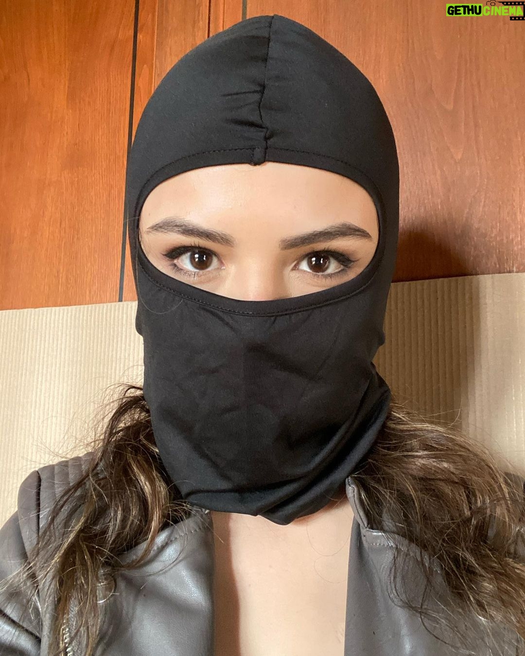 Sasha Clements Instagram - Who is she?!😂 Thank you everyone who watched @ncisla! Coming in as a guest star can feel like being the new kid in school but the cast and crew were SO welcoming! Such a fun set and an honor getting to work with and learn from the experts! Swipe for some bts of Katya’s downfall 🫣