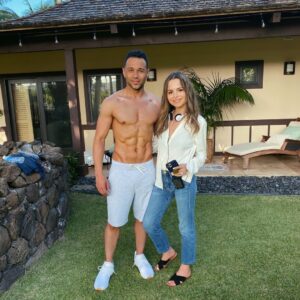 Sasha Clements Instagram - Totally came to set to make sure he had everything he needed for his shirtless scene. Definitely did not come just to stare at him. Just being a supportive life partner over here! 👍🏼⁠