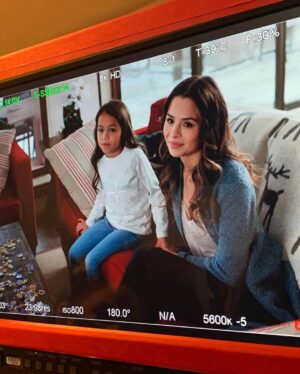 Sasha Clements Instagram - For the first time in my career I got to play a Mom!!! Meet my movie daughter @vanessa_fox_official ❤️

I was so nervous to meet her! I kept asking Corbin "What if she doesn't like me??" lol. But we quickly became besties because not only is she the sweetest thing to walk this planet but also such a pro to work with! ⁠⁠
⁠⁠
During our night shoots she would hold my hands between her mittens filled with hand warmers so I wouldn't get cold😩 She taught me the latest TikTok dances and on days where my body was secretly killing me, she was my little rock and the best distraction! ⁠⁠
⁠⁠
I cannot wait for you to see her cuteness in #AChristmasDanceReunion! Thank you @BrianHerzlinger & @meggsherzy for making me a parent 🤣 ⁠⁠
⁠⁠
Watch the premiere Dec. 3rd on @lifetimetv 🎄⁠⁠