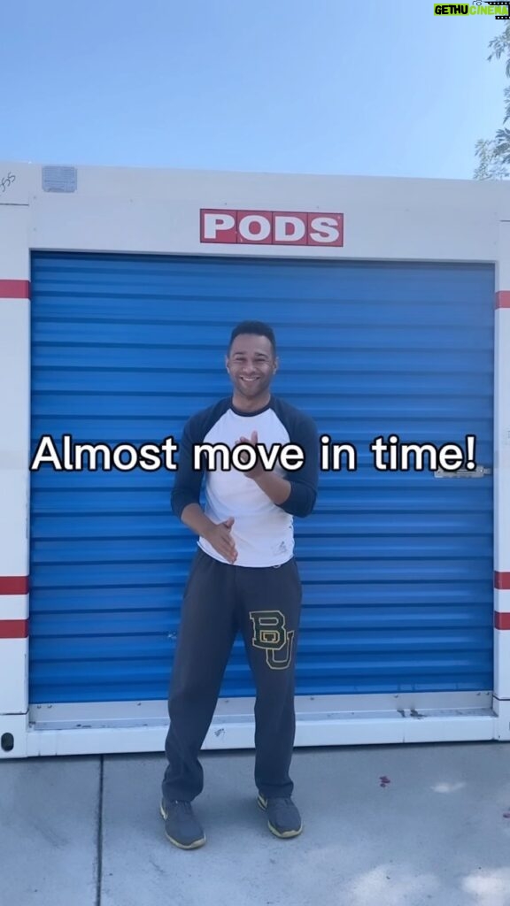 Sasha Clements Instagram - @podsofficial It’s as easy as that! And we can access our belongings whenever we want at their secure storage facility! We’re so close to moving in! We’ll be unloading in no time! #whatmovesyou #podspartner #ad