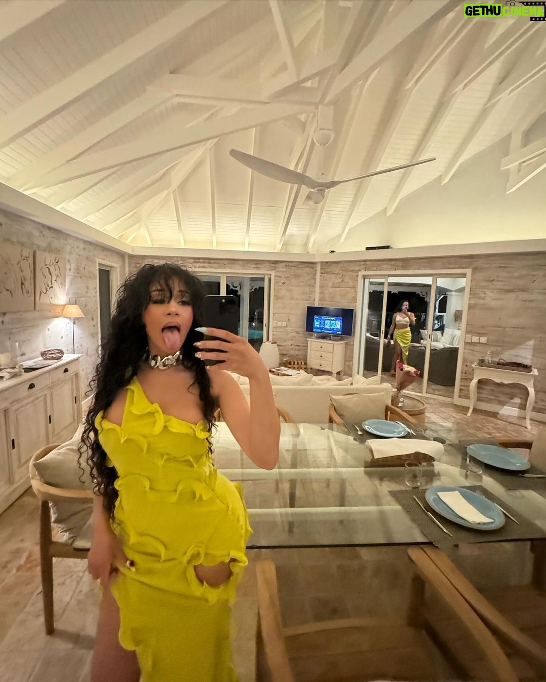 Saweetie Instagram - thank you @gala1one 🏝️💘 #galaone St. Barths