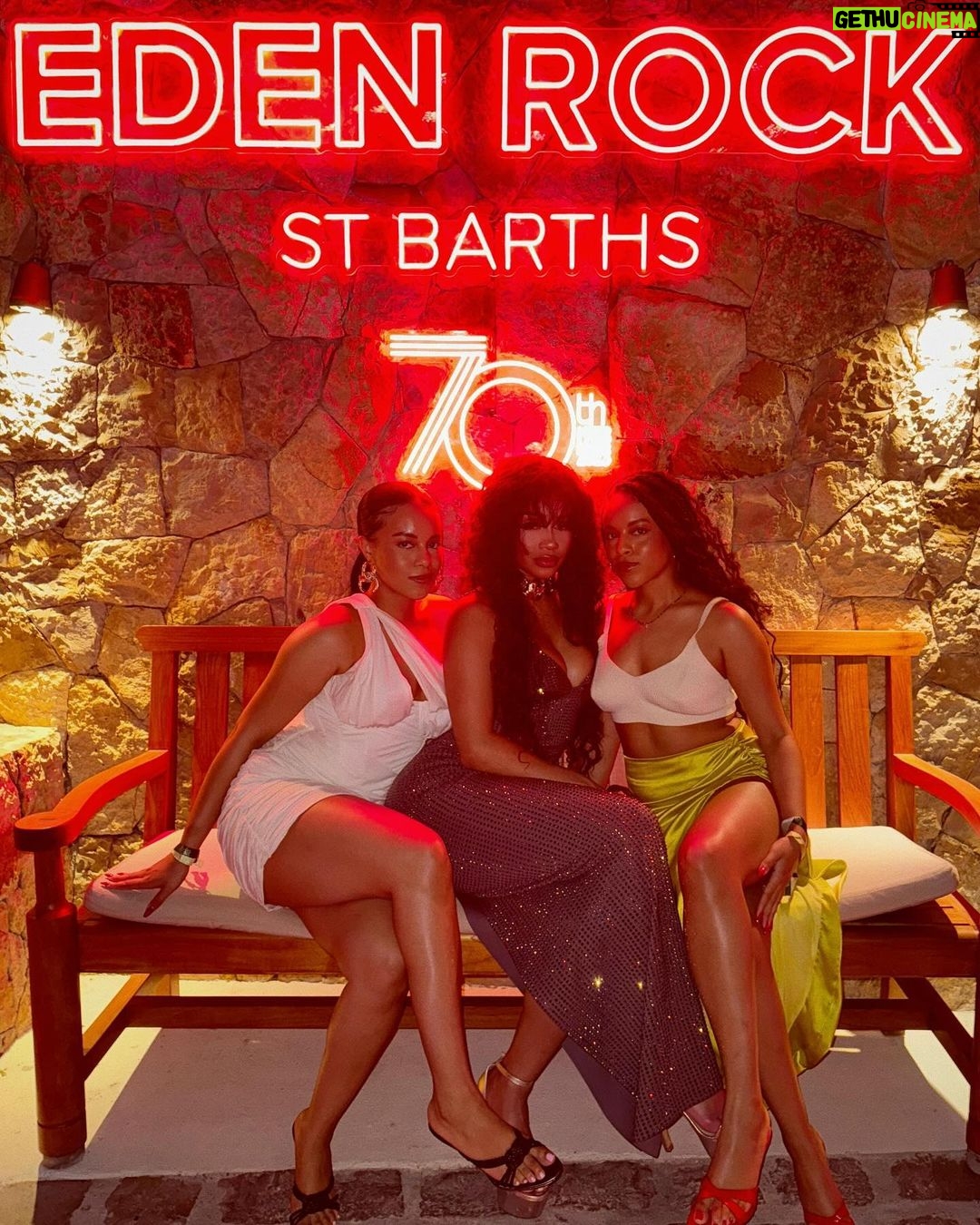 Saweetie Instagram - st. barth me plzzz 🙂🛥️🥂🌊✨ St. Barths