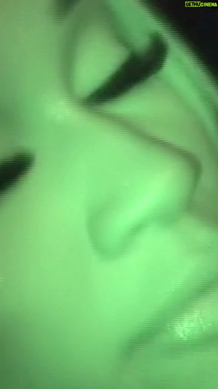 Saweetie Instagram - what was your fave line from 💚immortal freestyle💚 ! full video in bio ❄️