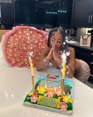 Saweetie Instagram - iwishabtchwould.com 🙏🏽