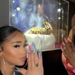 Saweetie Instagram - my nails made it to the Grammy museum 🥳 !!!! we did that @customtnails1 🥹🥹🥹💅🏽💅🏽💅🏽 & thank you @recordingacademy for having us a part of Hip-Hop history 🙏🏽🙏🏽🙏🏽 IKDR !!!!!! ❄️❄️❄️