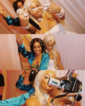 Saweetie Instagram - what tiiiime is it ?!!!! 🥃⏰🥃