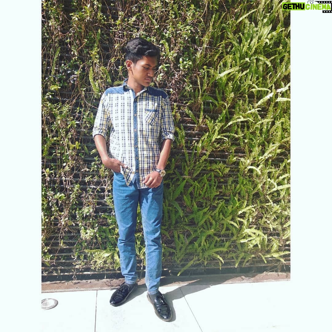 Sayef Turan - 302 Likes - To love is a decision, feeling follows💙