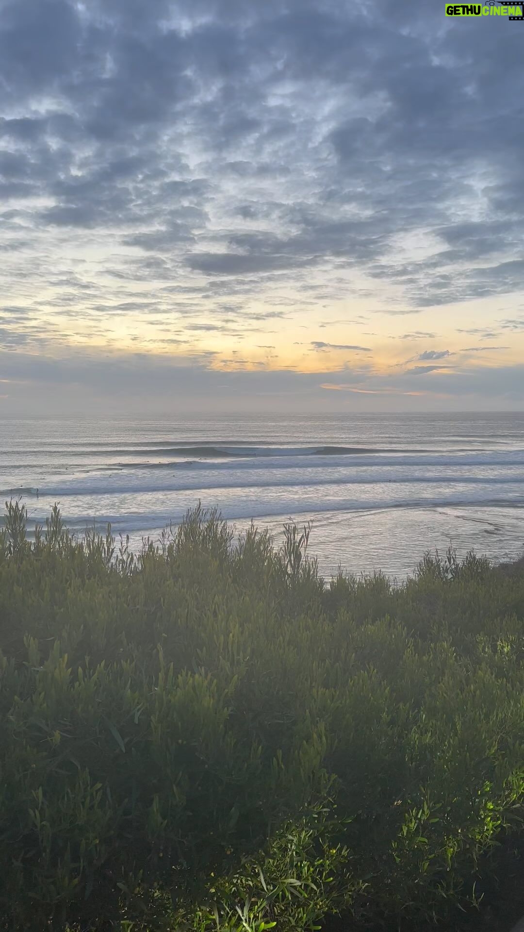 Scott Eastwood Instagram - What an incredible way to close out 2023 with a run of great waves 🌊…. ✌️