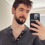 Seán McLoughlin Instagram - Hi! 👋🏻