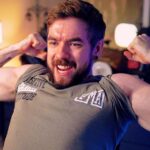 Seán McLoughlin Instagram - This gamer joins your lobby what do you do?