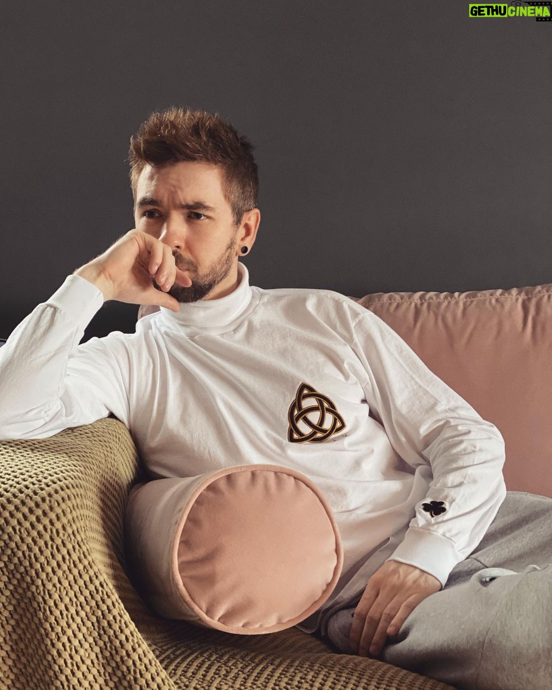 Seán McLoughlin - 495.8K Likes - The new Éire ☘️ collection designed by me from Cloak is now out.
Éire is Irish for Ireland and we wanted to make a collection celebrating my roots and heritage. We used Celtic symbols like Celtic Knots and the Celtic tree of life (Crann Bethadh). I really hope you like it, please share some stories or facts about your culture and heritage in the comments below! ☘️