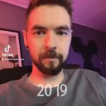 Seán McLoughlin Instagram - Grandad’s got arthritis!