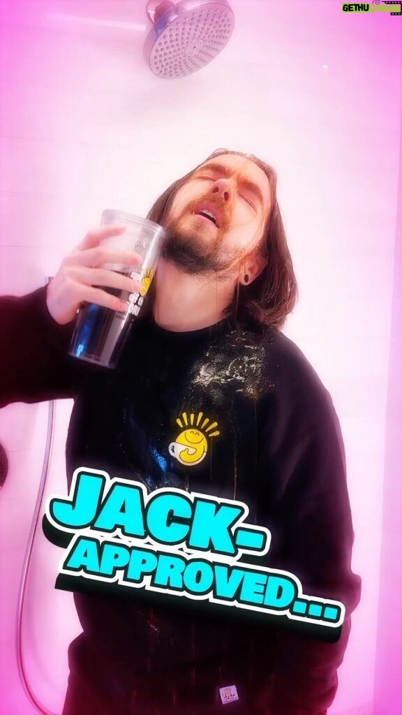 Seán McLoughlin Instagram - The Cold Brew content you didn’t know you needed 😏